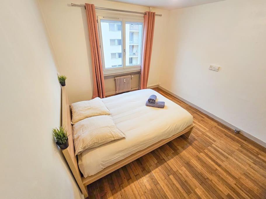 Le Bergson 3 Chambres Stationnement Gratuit Vila Velha Exterior foto